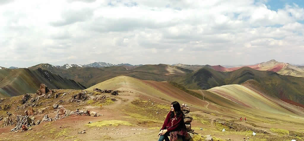 palcoyo rainbow mountain