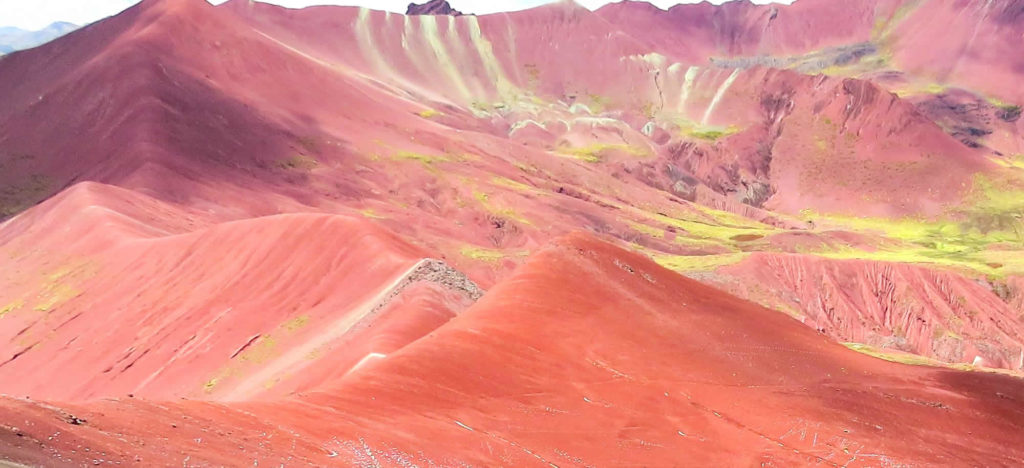 valle rojo peru